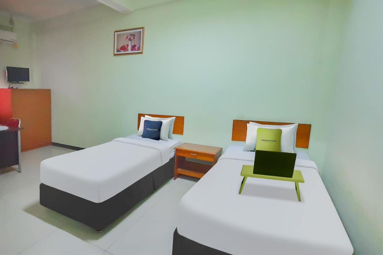 Urbanview Hotel Bartu Moh Toha Bandung By Reddoorz 외부 사진